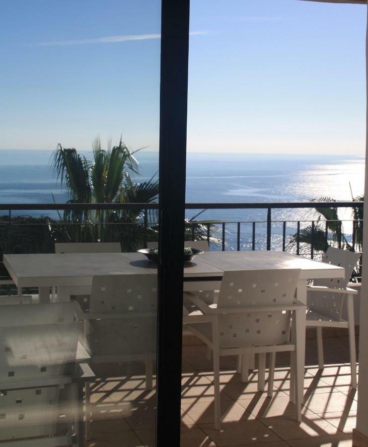 Apartment Casaluthel Calaceite Torrox Luaran gambar